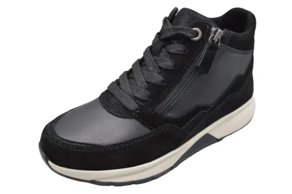 Lamm_Velour_Black