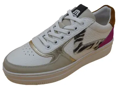 Momo_White_zebra_Fuchsia