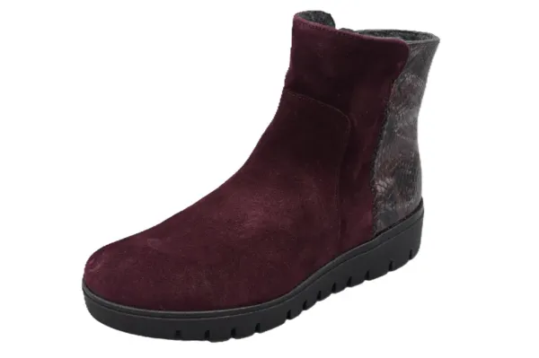 Velour_Boa_Lack_Mulberry