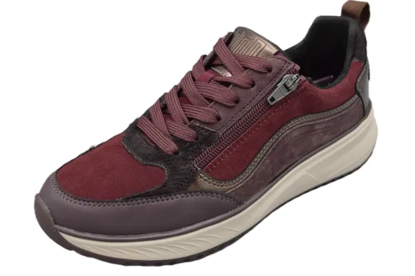 Velour_Dada_Wine