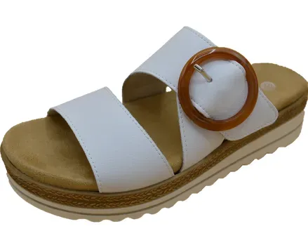 White_8