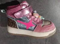 NO_Sneaker_Pink_Metallic