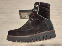 Wax_Suede_Black_Combi