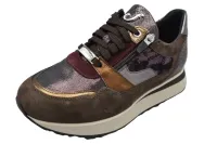 Elke_Suede_metal_Print_Brown