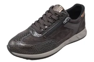 Coco_Velour_Class_Brown