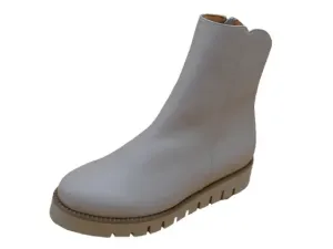 Cow_Print_Beige