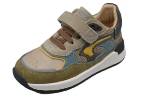 Trainer_olive_Green